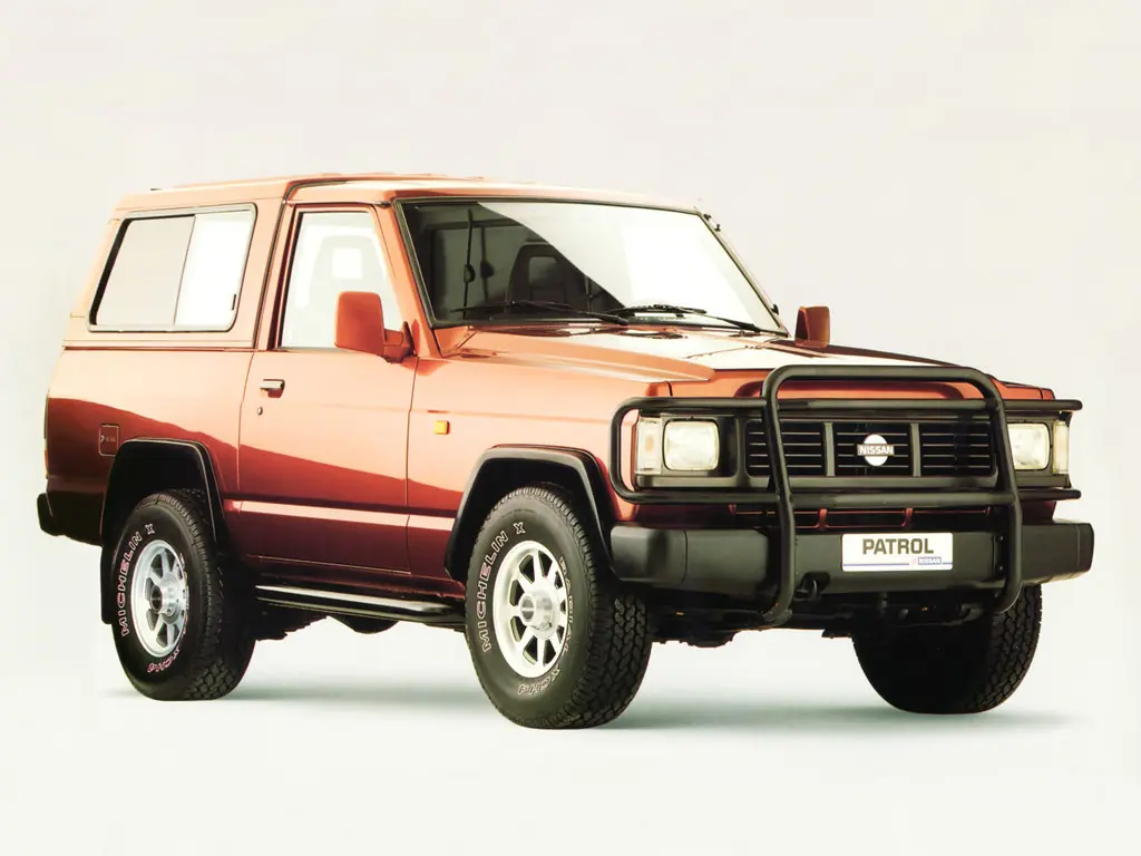 Nissan Patrol 3 поколение, рестайлинг, джип/suv 3 дв. (03.1986 - 06.1994)